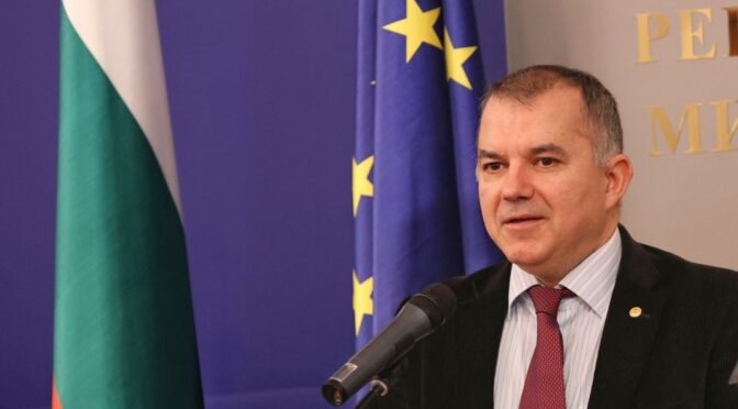 Богомил Николов: Хърватия задължи търговците да публикуват на сайтовете си цените на основни стоки