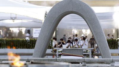 В Япония отбелязаха 81 г. от атомната бомбардировка над Нагасаки