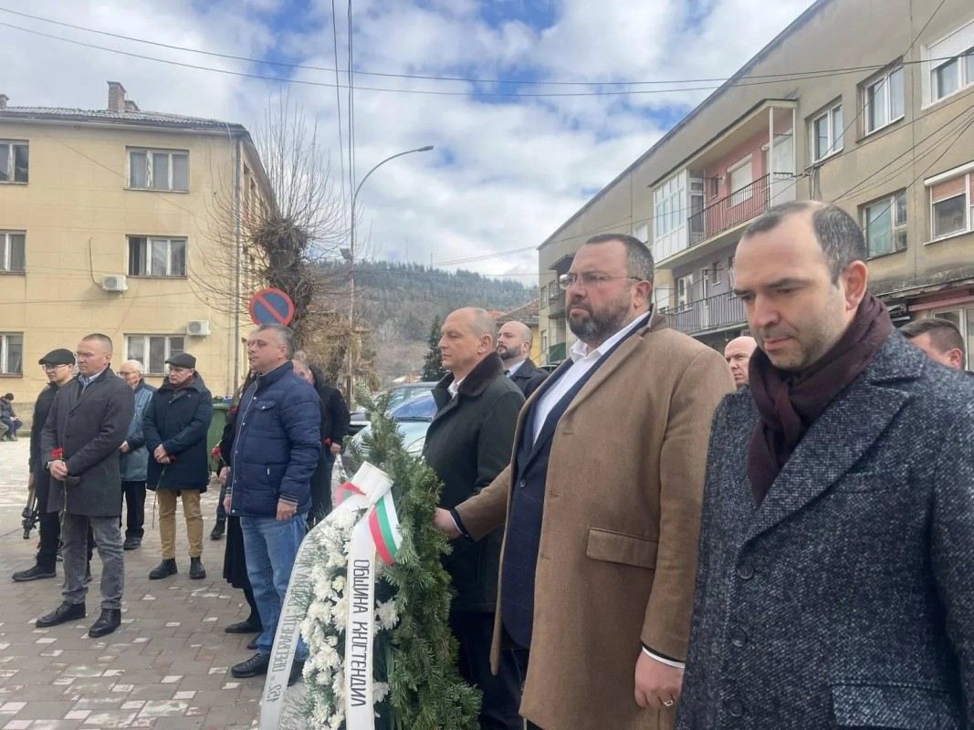 Мартеници от Кюстендил отново ще зарадват децата в Босилеград
