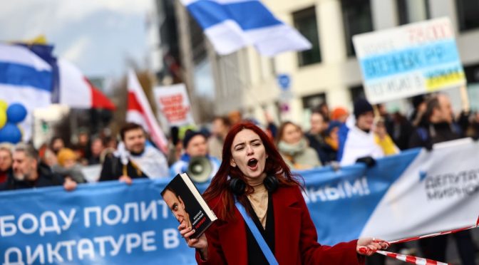 Антивоенна акция на руската опозиция в Берлин