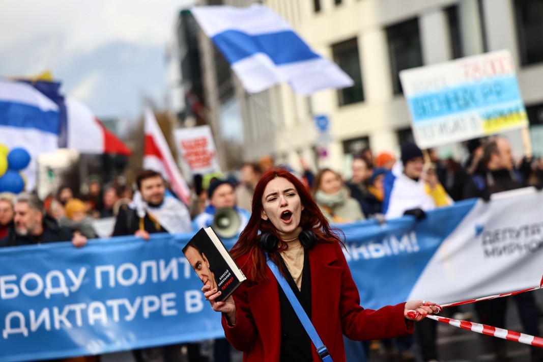 Антивоенна акция на руската опозиция в Берлин