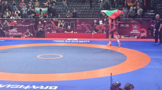 Новиков и Милов спечелиха титлите при класиците в Сливен