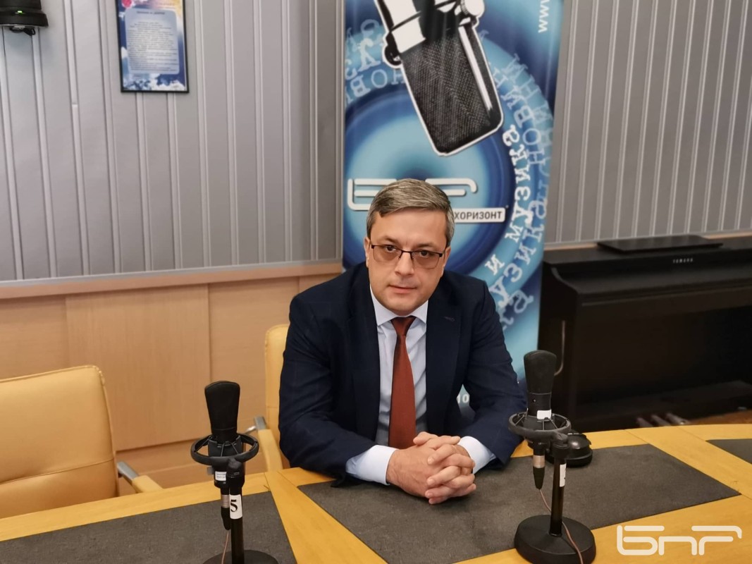 Тома Биков: При предсрочни избори процесът по въвеждане на еврото ще се превърне в криза