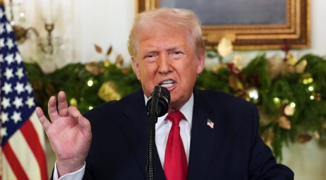 Тръмп: САЩ може „да се отбият в Куба“, след като „приключат с Иран“