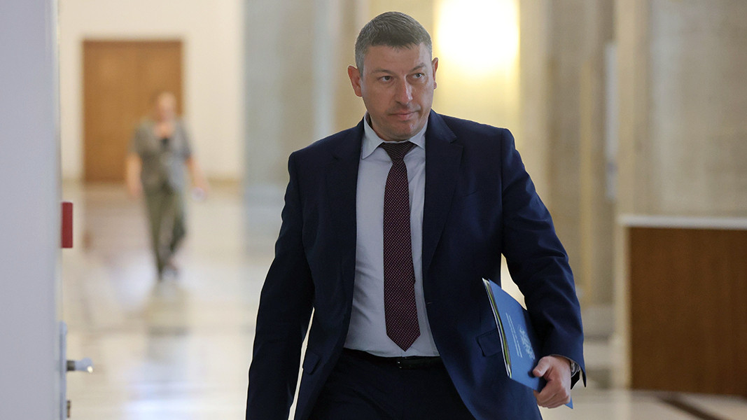 Комисията по вътрешна сигурност ще изслуша Деньо Денев, номиниран за председател на ДАНС