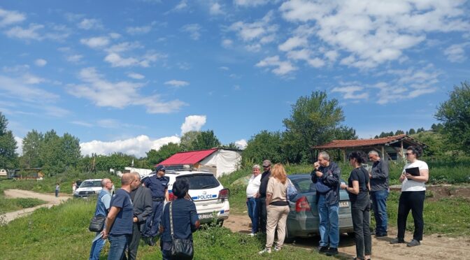 Описват незаконни постройки на язовир "Огоста" край Монтана