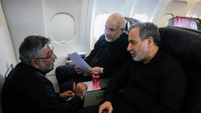 Иранската делегация се завръща от преговорите в Швейцария