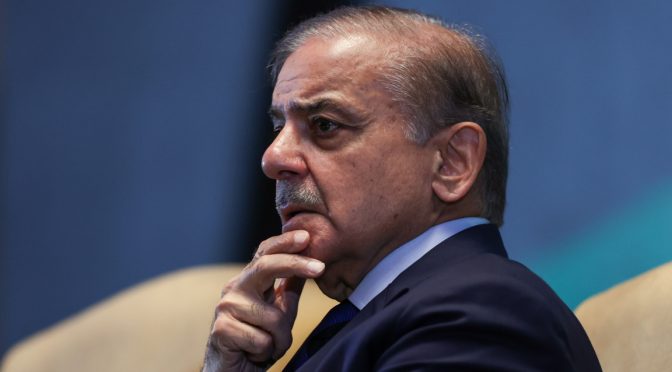 Пакистан: Вече сме в открита война с Афганистан