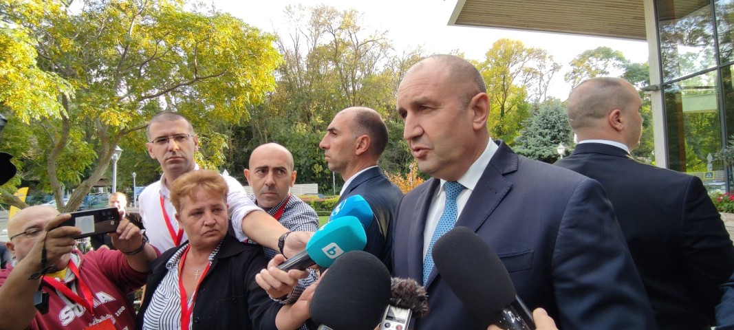 Президентът: Кадровиците на съдебната власт излагат на риск процедурата по избор на главен прокурор