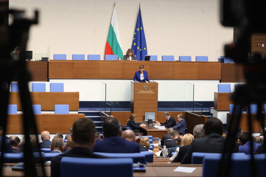 Депутатите решиха: ПГ на ДПС-ДПС трябва да промени наименованието си