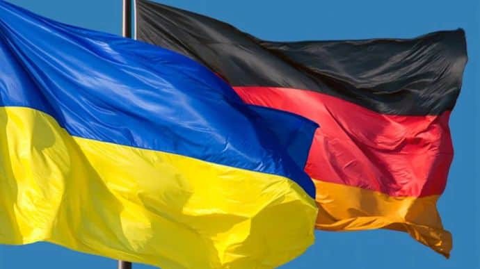 Германия опроверга информацията за съкращение на помощта за Украйна