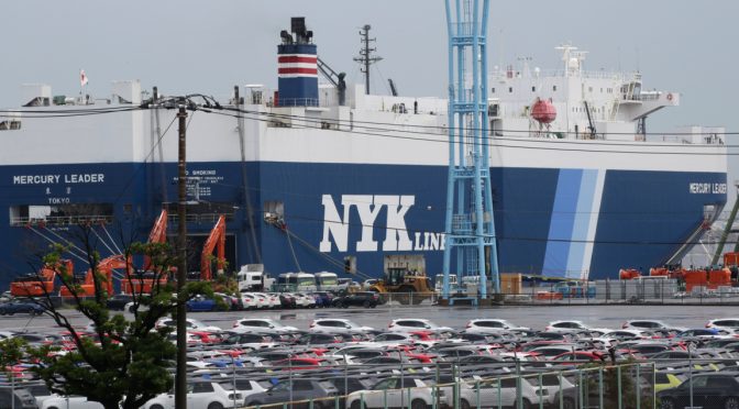 Иран е готов да пропусне японски кораби през Ормузкия проток