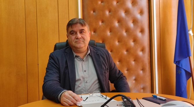 Българи са измамили китайска фирма с фалшиви чипове