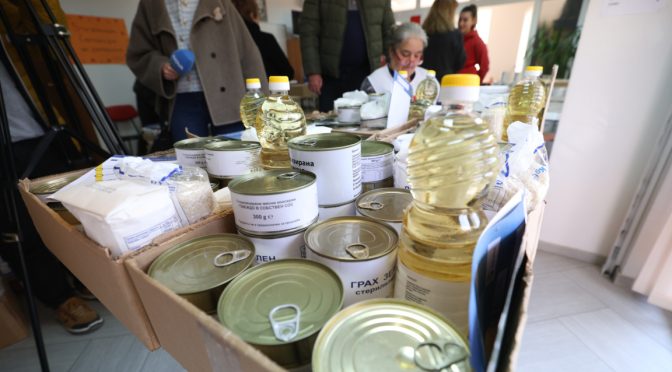 Започна кампанията по раздаване на храни за нуждаещи се