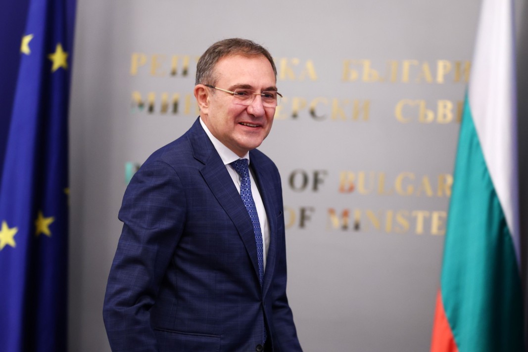 Според министър Гуцанов данъци не трябва да се вдигат