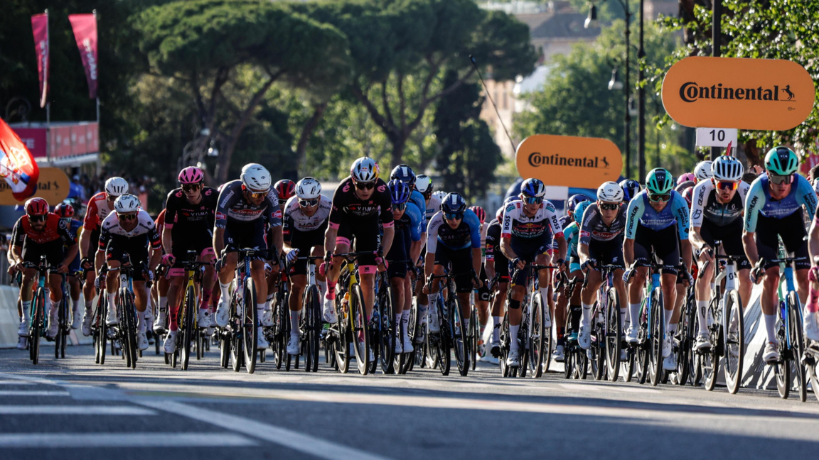 На официална церемония в Бургас: Представят участниците в Giro d’Italia