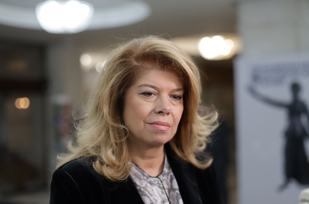 Илияна Йотова: Като общество трябва да бъдем достатъчно бдителни и взискателни