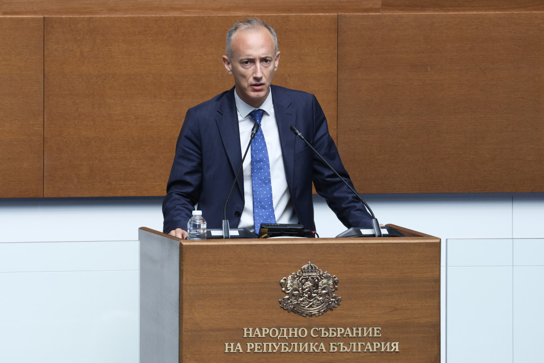 Таксата за платено обучение не може да надвишава 60% от издръжката на студент в държавна поръчка