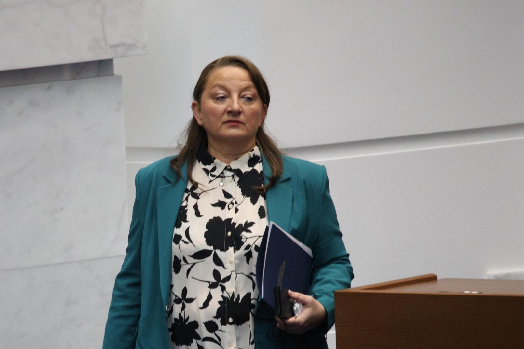 Управляващите обмислят увеличаване на осигурителната вноска
