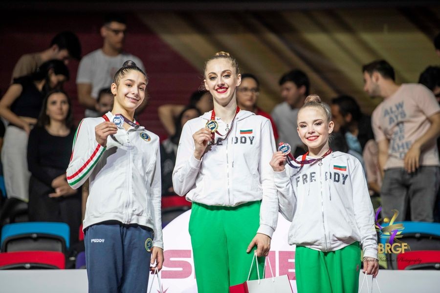 България с най-доброто на еврокупата по художествена гимнастика в Баку