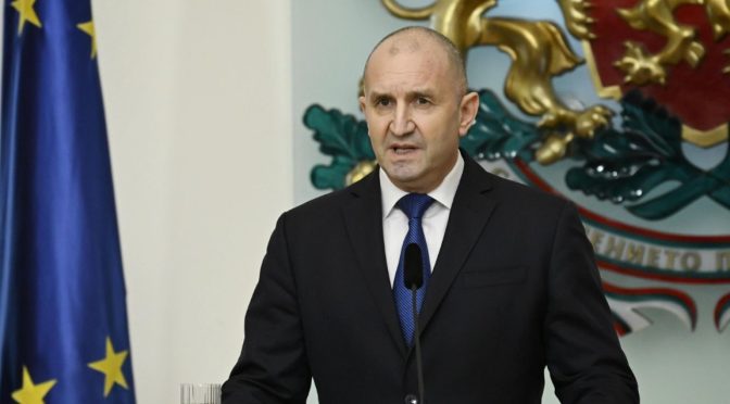 Радев благодари на всички подкрепили усилията му за защита на държавността