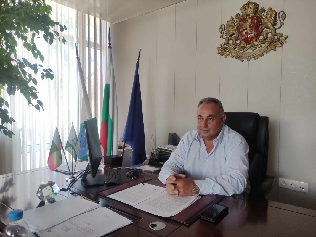 Временна парламентарна комисия и Инициативен комитет – кой е "за" и кой "против" кмета на Доспат?