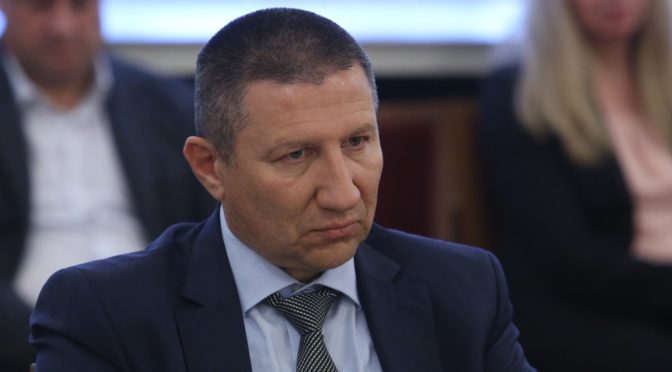 Демонстрация пред Съдебната палата в София за оставката на Сарафов