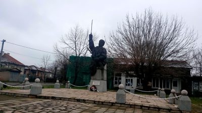 Обручище – между историята и народната песен