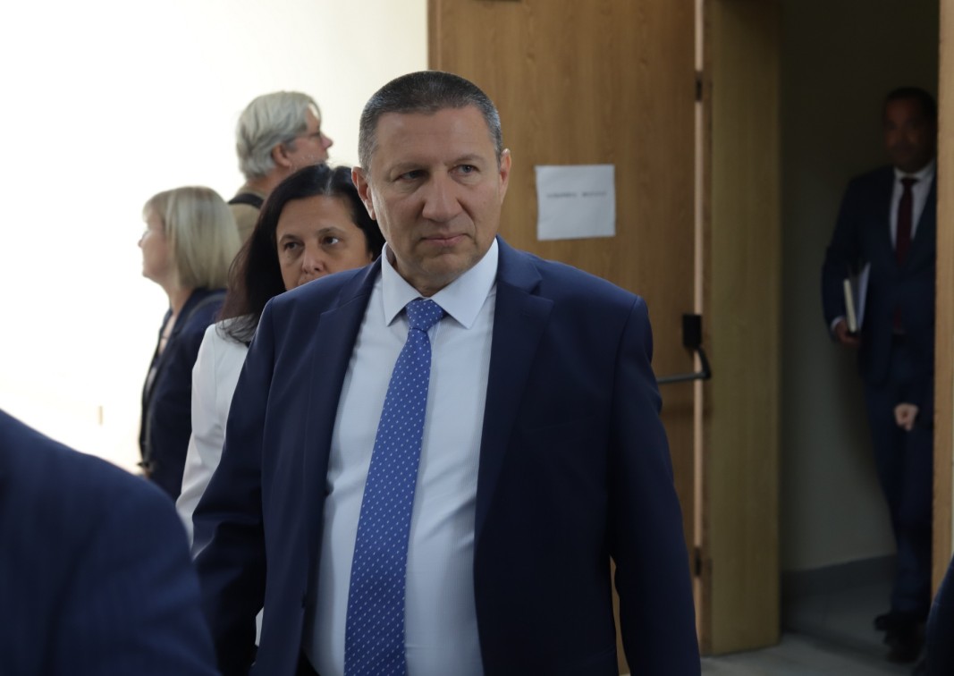 Сарафов отклони искането на ПП-ДБ за проверка на решението на МС за сградата на "Врабча"