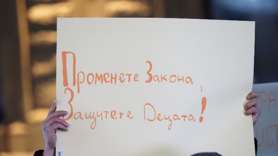 Моника Василева: Искаме конкретни срокове, чакаме по 5 месеца компенсациите за детска градина и ясли