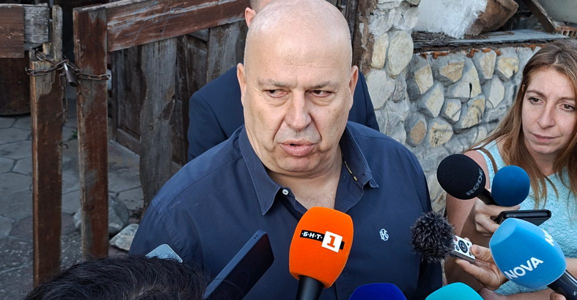Сред задържаните в Пловдив е и 18-годишният, обвинен за нападението над непалци