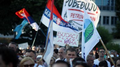 Сръбските студенти поискаха предсрочни парламентарни избори