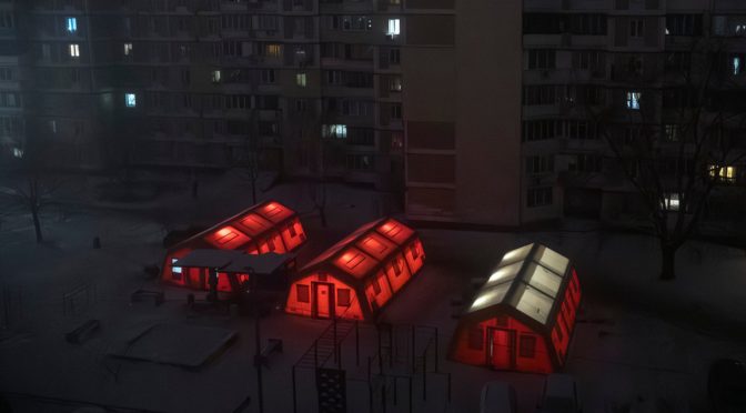 4000 сгради в Киев без парно в студа, 600 000 души са напуснали града