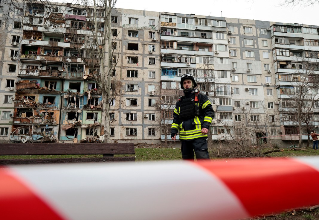 При руски ракетен удар срещу Одеса има осем загинали