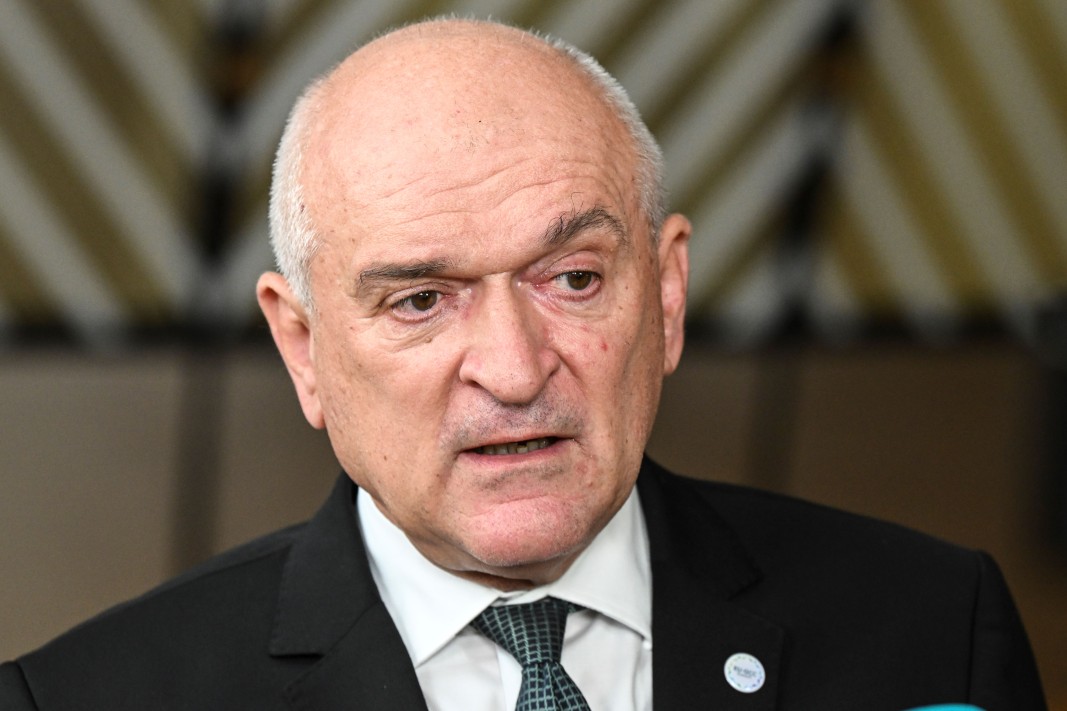 Главчев: Няма проблем с подготовката за изборите