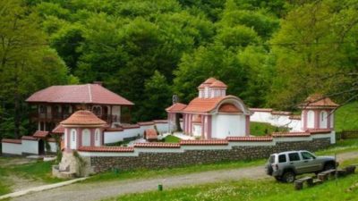 Одранишкият манастир получи икона на Пресвета Богородица Бачковска