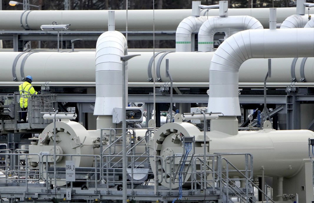 Украйна и Азербайджан подписаха споразумение за доставка на газ през България