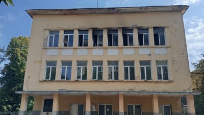 Непълнолетни са съпричастни към пожара в бившия техникум в Монтана