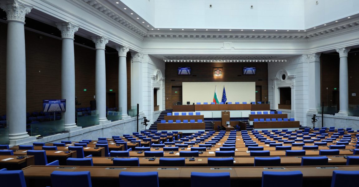 Народното събрание прие окончателно промените в Изборния кодекс