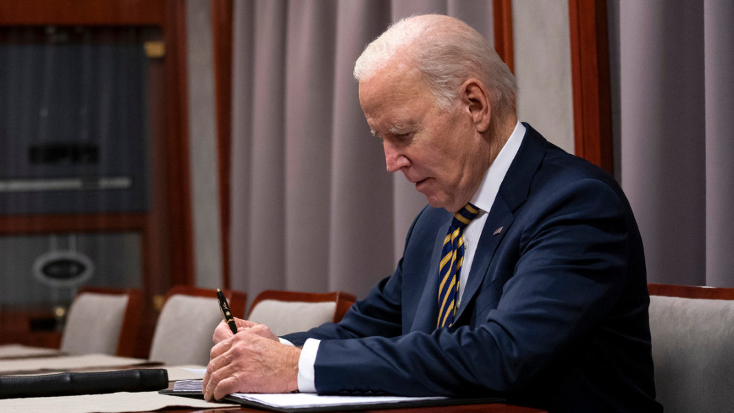 Републикански конгресмени: Джо Байдън е извършил престъпления, подлежащи на импийчмънт