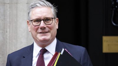 Започва процедура за смяна на британския премиер