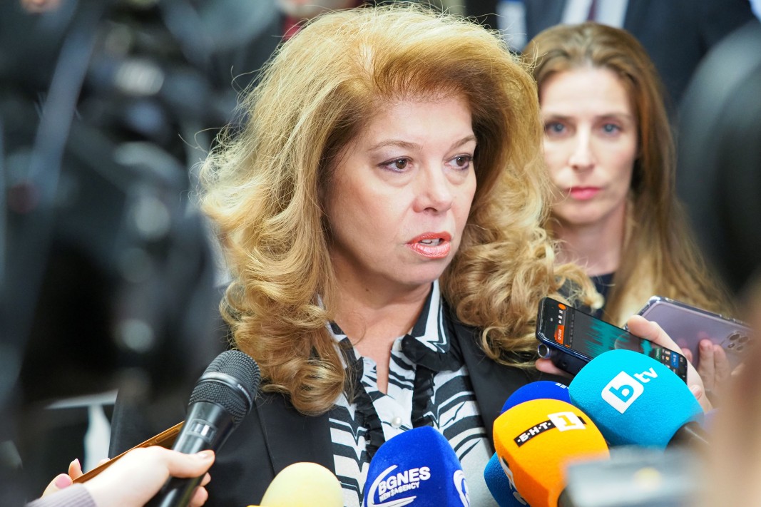 Йотова: Рискът парламентарната криза да прерасне в конституционна е висок