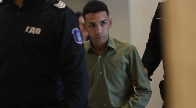 20 години затвор за Виктор Илиев, който се вряза с кола в автобус в София