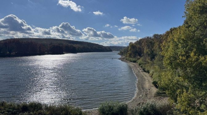 Незаконни тръби на язовир "Николово"