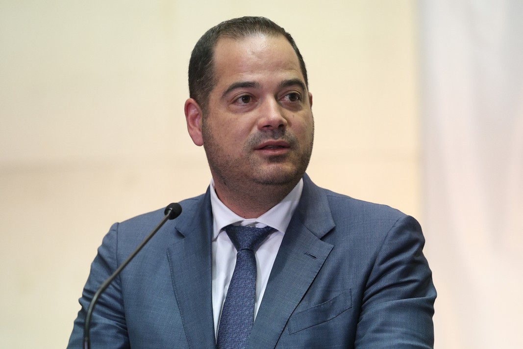 Калин Стоянов награди преподаватели и културни дейци за приноса им към темата за сигурността