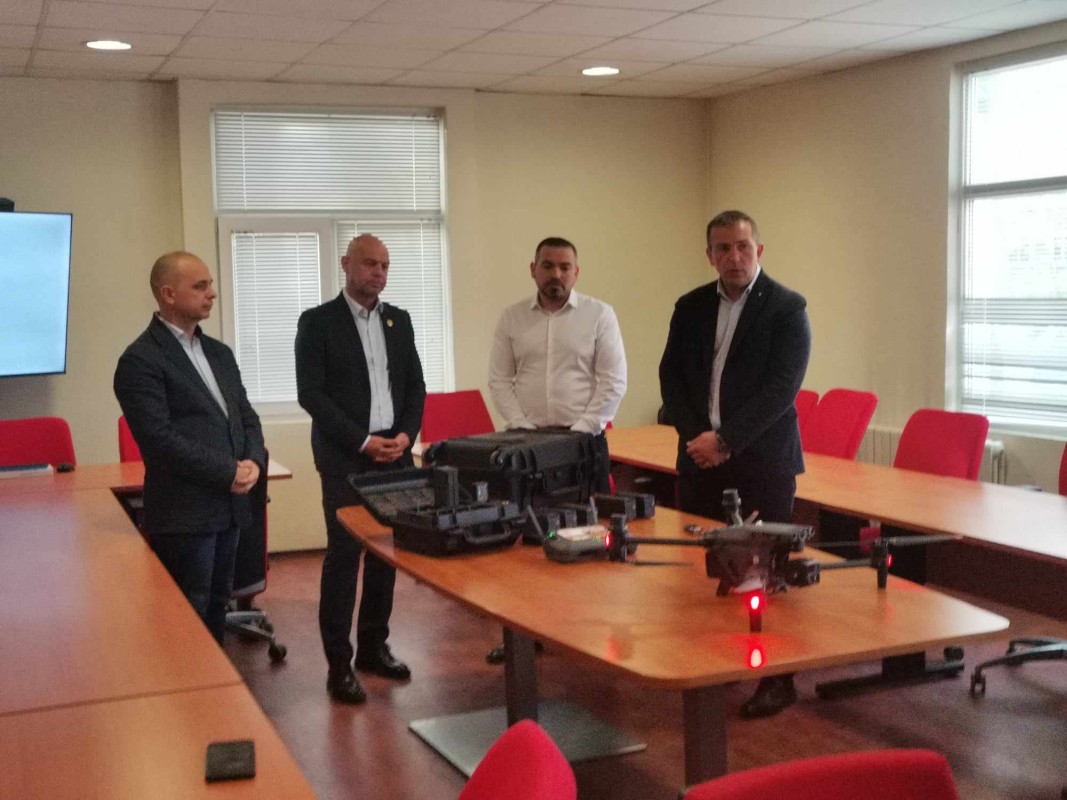 Пожарната в Пловдив получи дрон от Общината