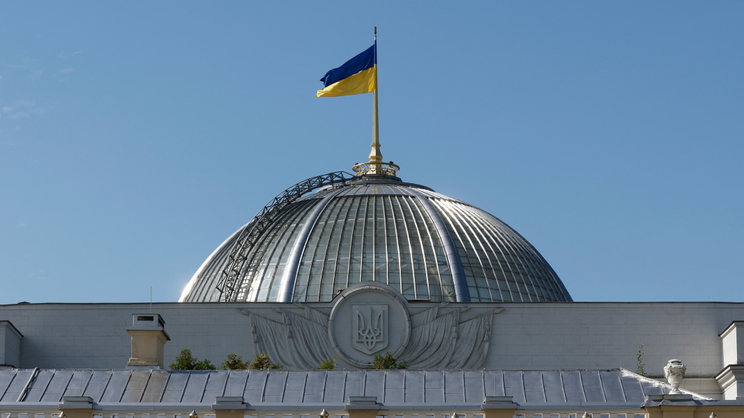 Украинският парламент отмени заседанието си заради опасения от руско ракетно нападение