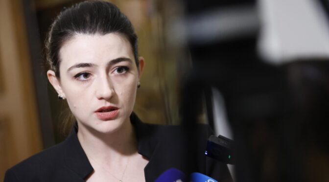 ПП с писмо до Урсула фон дер Лайен и Майкъл Макграт заради  КПК