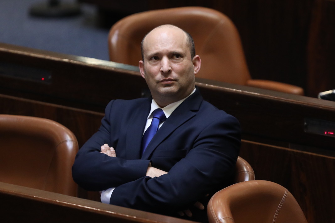 Бивш премиер на Израел призова за удар по ядрените обекти на Иран
