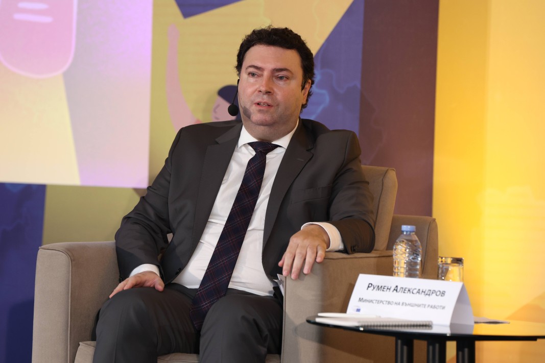България подкрепя решенията с единодушие в ЕС по "чувствителни теми"